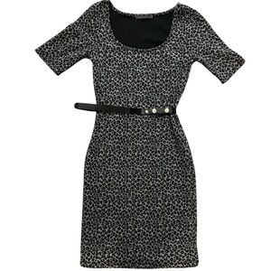 Leopard body on dress with belt size smalll